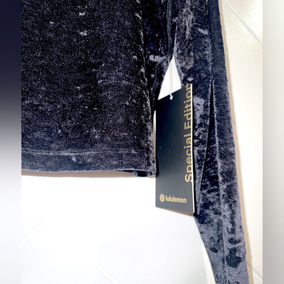 Lululemon All Aligned Mock Neck Crushed Velvet top Black special ed. sz. 12 NWT - Picture 5 of 13